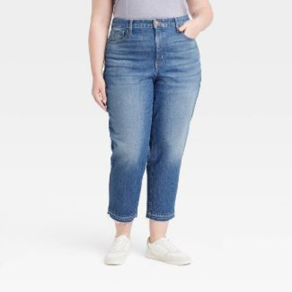 NWT - Women's High-rise Vintage Straight Jeans - Universal Thread